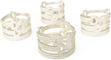 Load image into Gallery viewer, Silver Interlocking Loops Napkin Ring