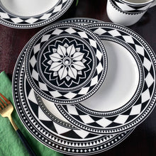 Load image into Gallery viewer, Fez Rimmed Salad Plate: Set of 4
