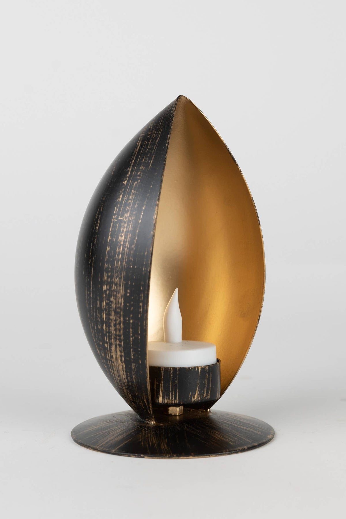 Almond Shaped Candleholder