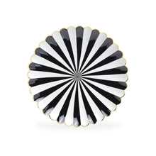 Load image into Gallery viewer, Scallop Fine Porcelain Dessert plate
