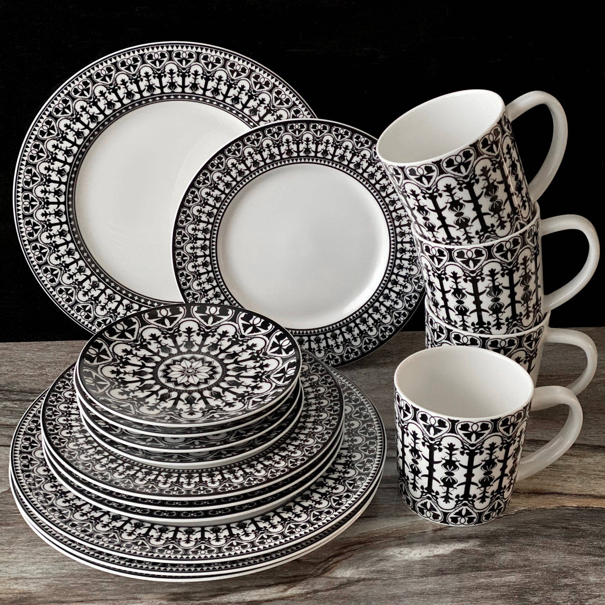Casablanca Rimmed Dinner Plate: Set of 4